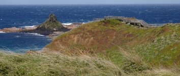 DSC09877 Pyramid Rock @ Phillip Island bf.jpeg